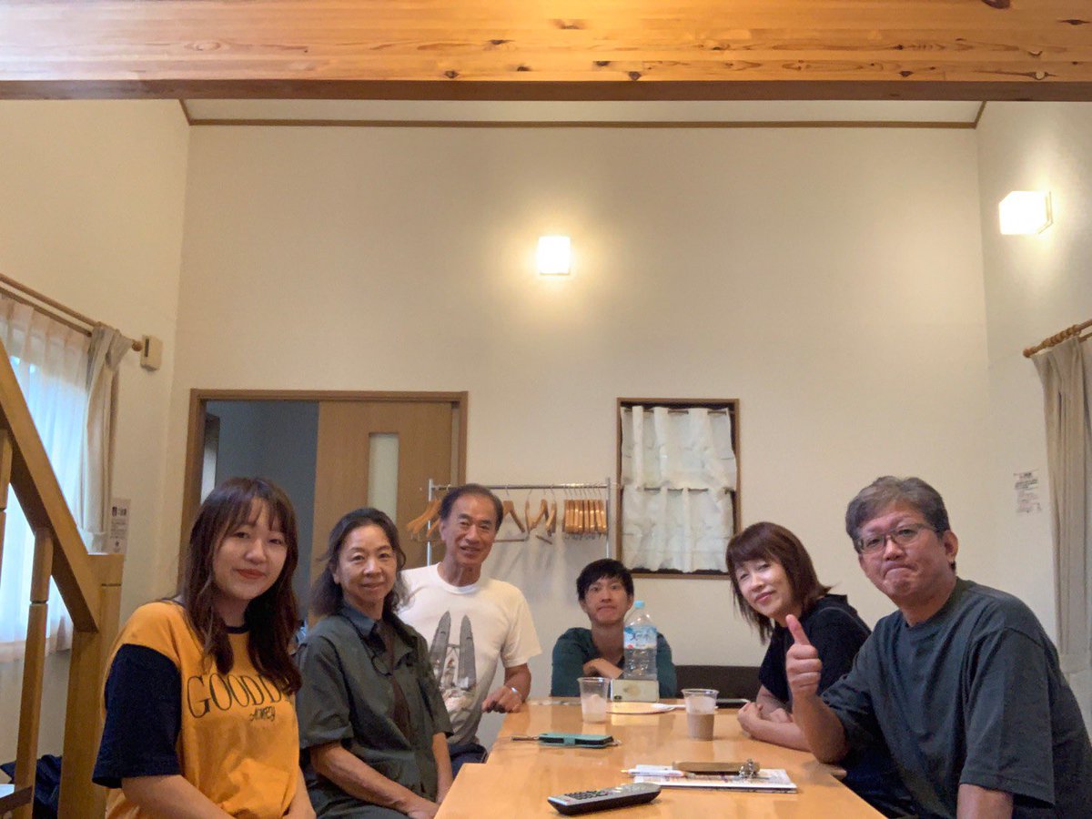 kubb18's tweet photo. 〜ここ最近〜
自分の親とまゆの親との6人の旅行だったり、義理弟カップルとお互いの両親、自分の兄とのBBQ楽しかったなぁ。夏のいい思い出☀️ 仲良し😊✨ https://t.co/YhXLRlEjXn