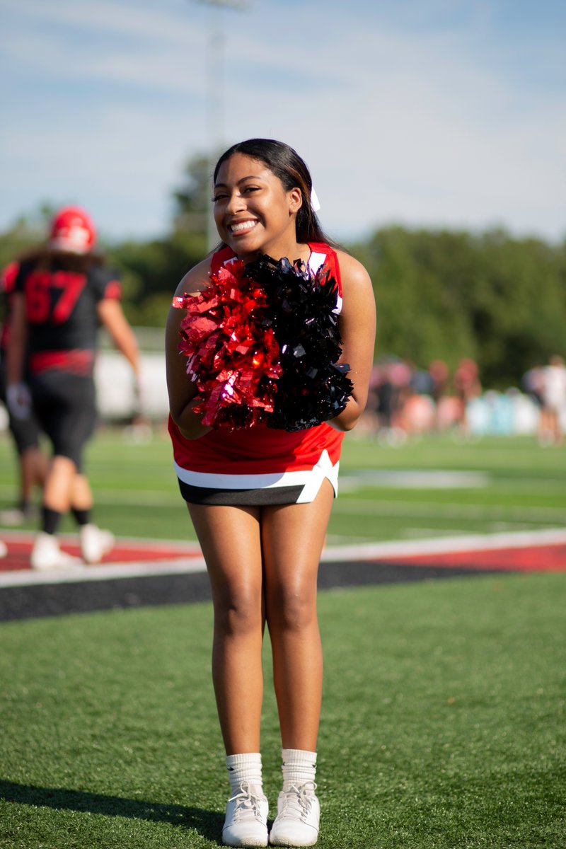 LysiaMedia's tweet photo. Meet Krista Lee! 
Krista is a Senior at Maumelle High School and is the Head Cheer Coach for the @HornetYouthFB #LetsGoHornets #Maumelle https://t.co/giYZWlvLRZ