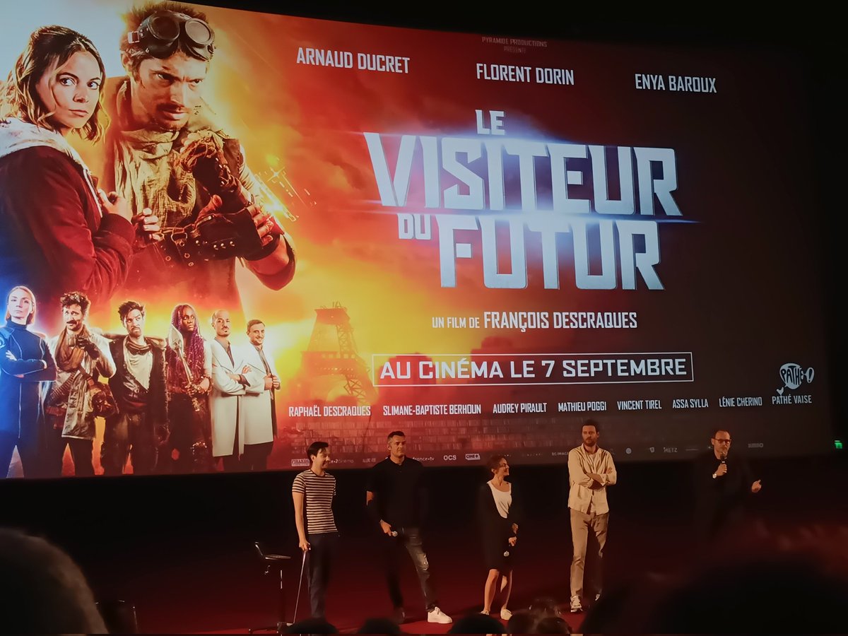 allstarsshow_'s tweet photo. Je sors de l'avant-première du film "Le Visiteur du Futur".
Je n'ai qu'une seule chose à dire : si vous voulez que le cinéma français puisse s'imposer qualitativement au niveau international dans le domaine de la science-fiction, allez le voir.
Et si vous l'appréciez, parlez-en ! https://t.co/OgFLlsJfmc