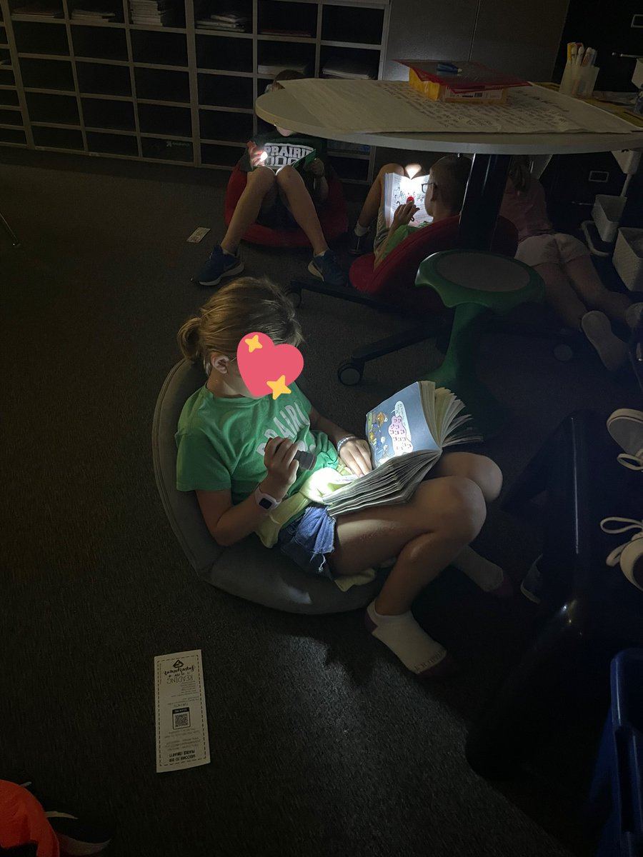 MissHKwon's tweet photo. Week 1 ✔️
3Kw had a blast on their first full week of school from lego engineering to flashlight reading! @prairied203 #partnersingrowth https://t.co/Mb8xHVA9xQ