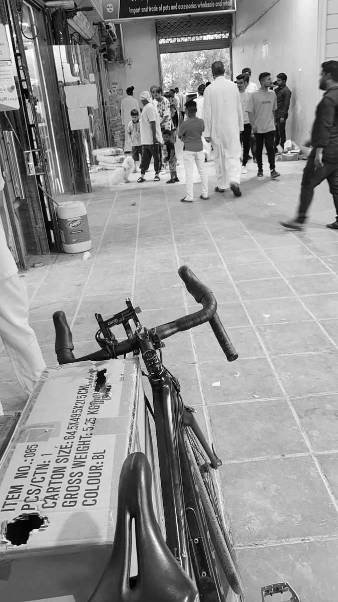 الحمدلله يارب تم العثور على شقيقي في حي الشفاء في احد المحطات اللي تبعد عننا ٢٠ دقيقة،،واتصل بنا احد الأشخاص وطلب اللوكيشن وجاب اخوي الصغير لنا،،انا كنت على دراجتي ابحث في العزيزية والدار البيضاء ووردني الخبر،والله سعاااااادة لاتوصف وشكرآ لكل من ساهم ووقف معي"