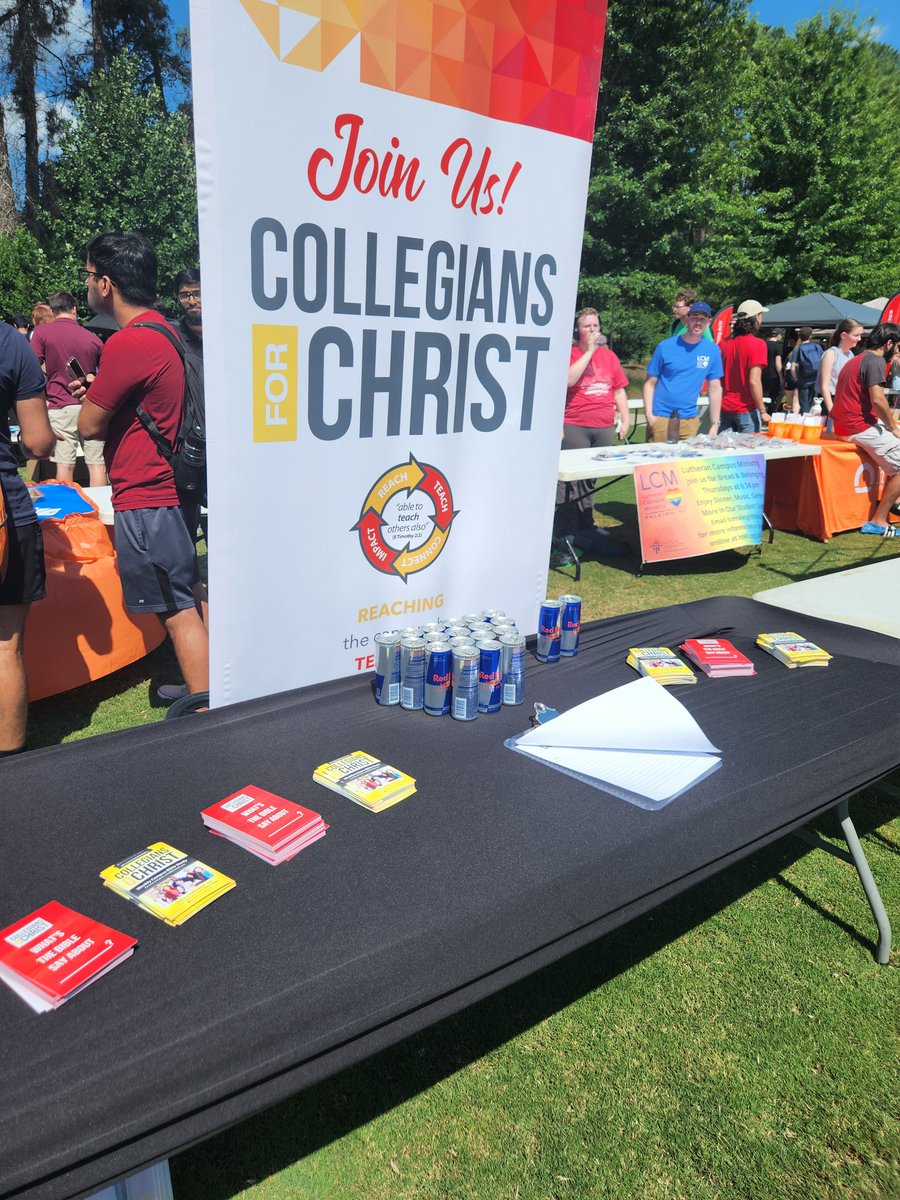 KevinLHazlett's tweet photo. PASTORS: 
Do you have a young person attending NC State? Send them our way! We'd love to get them plugged in! https://t.co/t2hoV3eotj