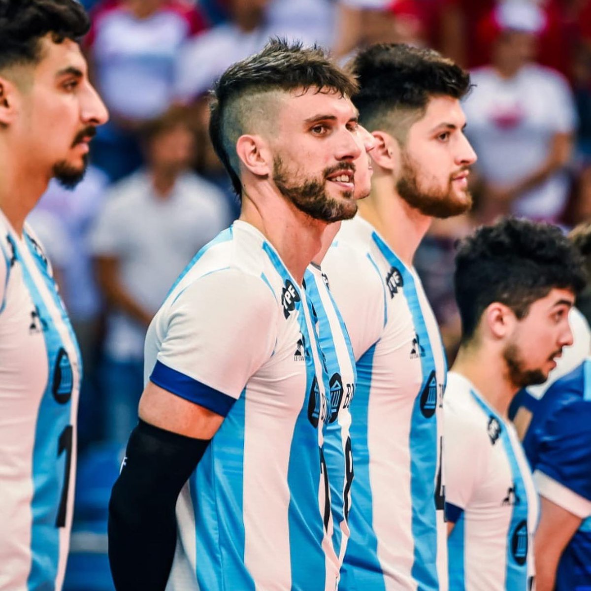 CiudadVoley's tweet photo. Acompañamos a @FacuConte7 y a nuestra Selección 🇦🇷 en este Mundial de Polonia y Eslovenia #MWCH2022 🏆

Agendante los partidos 😉

- Sábado 27 12:30hs 🆚 Irán 🇮🇷
- Lunes 29 9hs 🆚 Países Bajos 🇳🇱
- Miércoles 31 6hs 🆚 Egipto 🇪🇬

➡️ Transmite ESPN.

¡Vamos con todo, Argentina! 💙 https://t.co/m0RCa9p22W