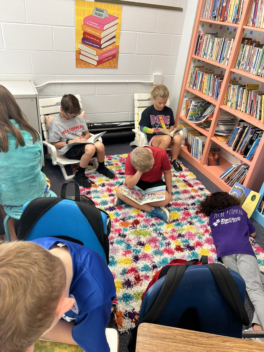 Ms_Mathews2's tweet photo. This week in 3rd grade we worked on our stamina reading! We were able to read up to 25 minutes without breaking stamina!! 📚 Of course we had a karaoke party to celebrate! https://t.co/kjvXG9H30f