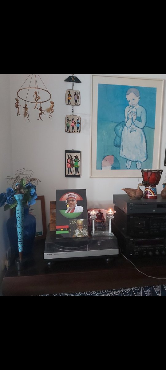 ObiJYkKg6QGWMAD's tweet photo. Shabbat Shalom my leader Mazi Nnamdi Kanu. Shabbat Shalom  beloved people of Biafra. You are strong and you will continue to stay strong, have a blessed Shabbat and a wonderful weekend.  All hail Biafra 🙌 🙏🏾 🌺💪 https://t.co/qh3kQYsxeS