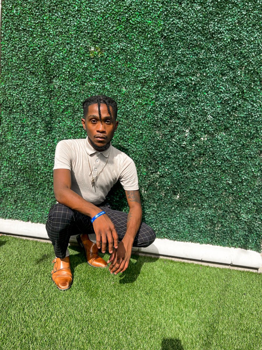 I don’t be on here frfr but let me drop these 🤎✨