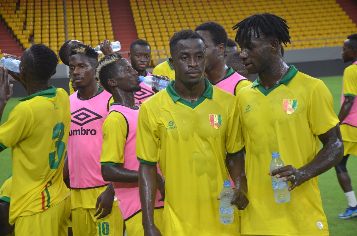 fgfofficiel's tweet photo. 𝗩𝗲𝗶𝗹𝗹𝗲 𝗱𝗲 𝗺𝗮𝘁𝗰𝗵 

#FGF #CONORFGF #CHAN2023 #SENGUI https://t.co/VNQZZHoU0b