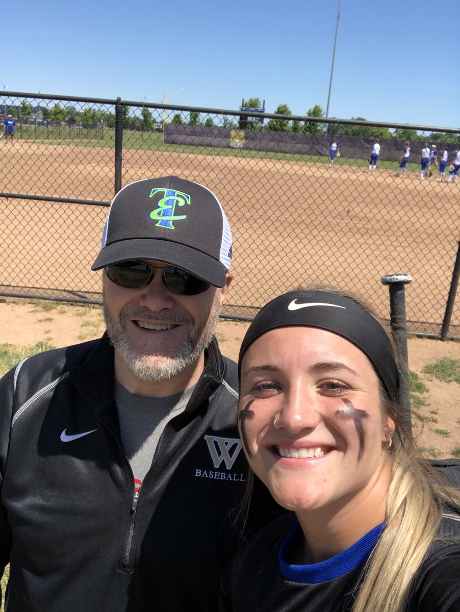 Bigj25red's tweet photo. Happy 19th birthday to my amazingly talented and beautiful Maci. So proud of you and thankful for the many memories over your 19 years. Looking forward to many more. ⁦@gotiffindragons⁩ ⁦@Paige_McMenemy⁩ ⁦@CrestwoodSoftb1⁩⁦@RecordPub⁩ https://t.co/6mnmTEWAmE