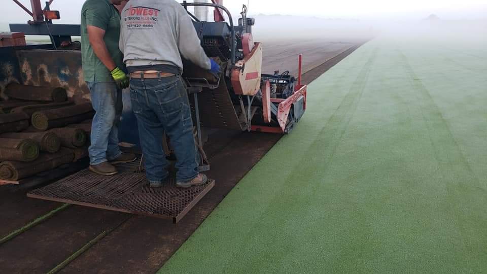 GreenSource_USA's tweet photo. Fresh-cut #BentgrassSod -- coming to a golf course near you! 

#GreenSourceUSA #YourSodSource #GolfCourseGrass #MAGCS #GCSAA #SFMA #TPI https://t.co/aBWfz5eSPd