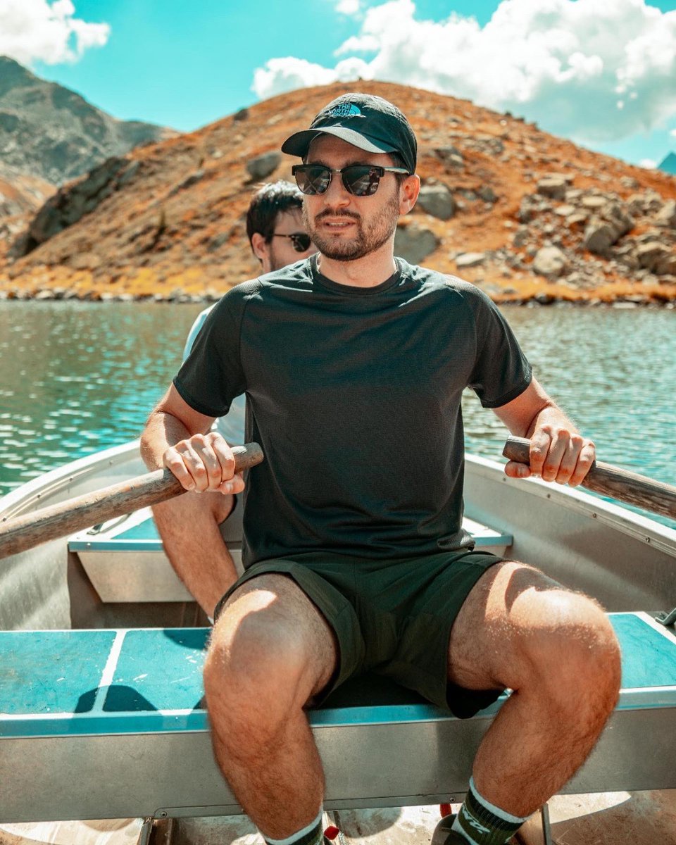Stestefans's tweet photo. 🇨🇭 🛶 🏔 https://t.co/U47iPkDSW3