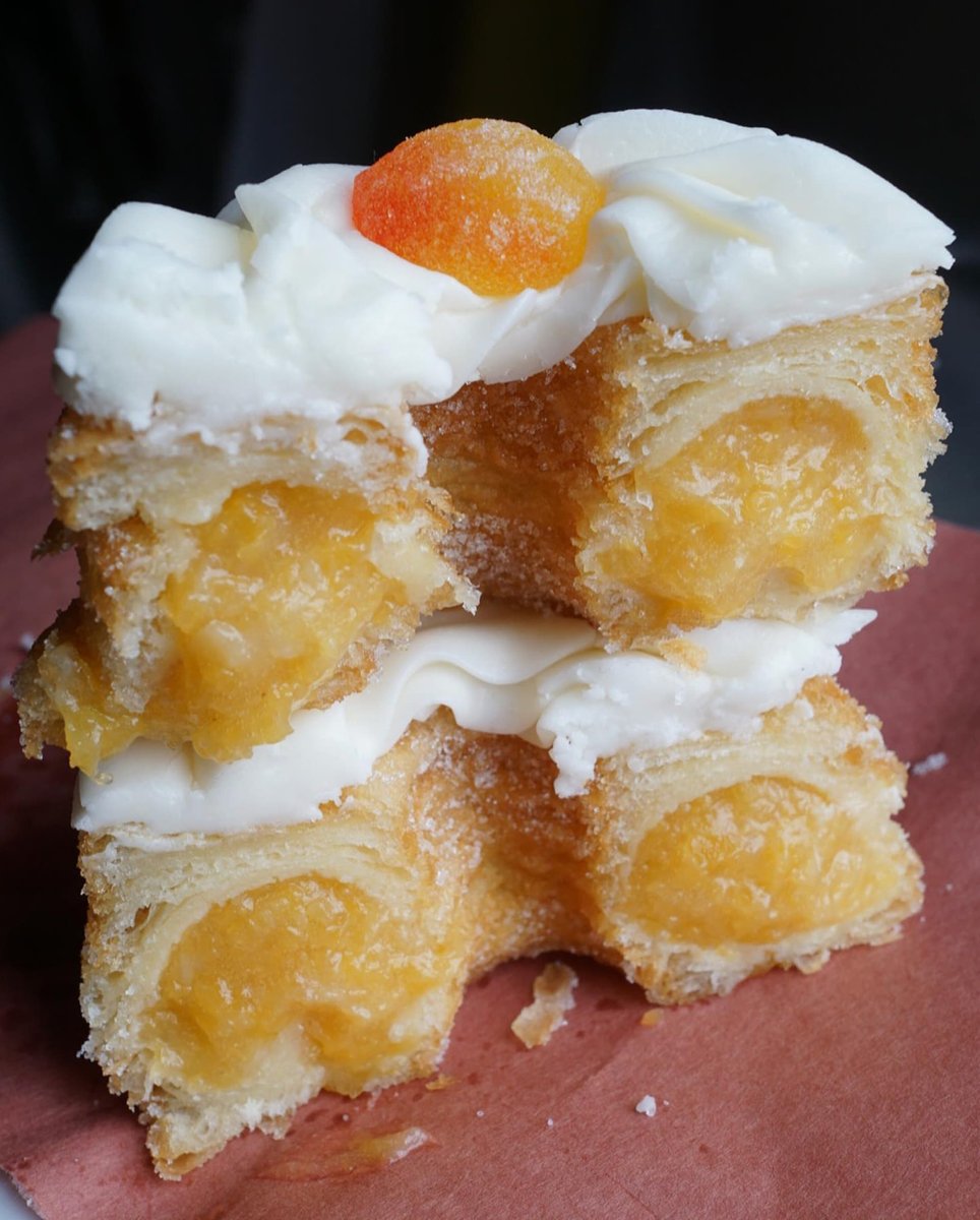 Sundays and sandwiches go hand-in-hand; especially when they're from <a href="/FarrowSandwich/">Farrow</a> 🥪