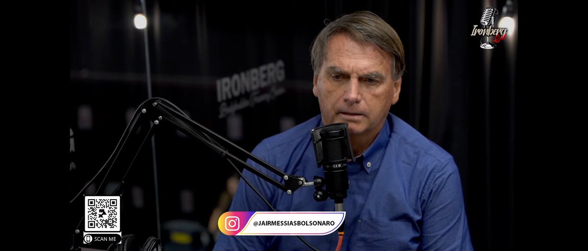CapitalismIlovU's tweet photo. Com 368 mil views simultâneos de pico até o momento no Ironberg, Bolsonaro agora detem os 1°, 2°, 4° e 5° recordes de audiência ao vivo na história do YouTube no mundo.

Pânico, Flow, Cara a Tapa e Ironberg respectivamente.

Beyoncé no Coachella em 2018 caiu para o 3° lugar. https://t.co/enhI3ZKdDC