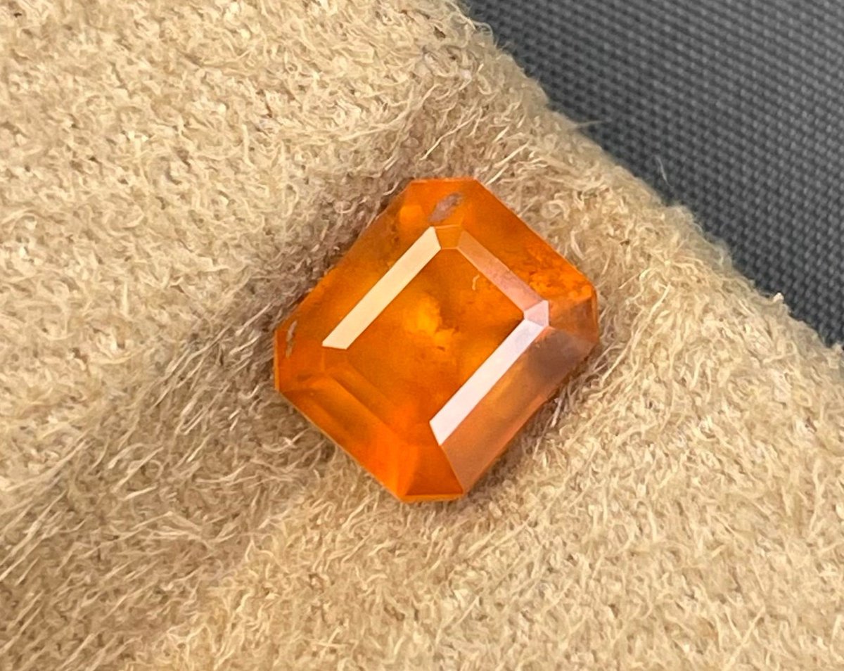 lessgeneric's tweet photo. 7.5x6.5 Mm Square Emerald Cut Faceted Hessonite Garnet, Fanta Orange Garnet, Garnet Ring, Garnet stone, Garnet Jewelry, Garnet faceted stone
 #SquareEmerald #Garnet #mm #Faceted #cut #fanta #Orange #GarnetJewelryGarnet #finefacetedgems #EtsyEmail

👉https://t.co/BI7uCPVNVZ https://t.co/AO0nUKIMKR
