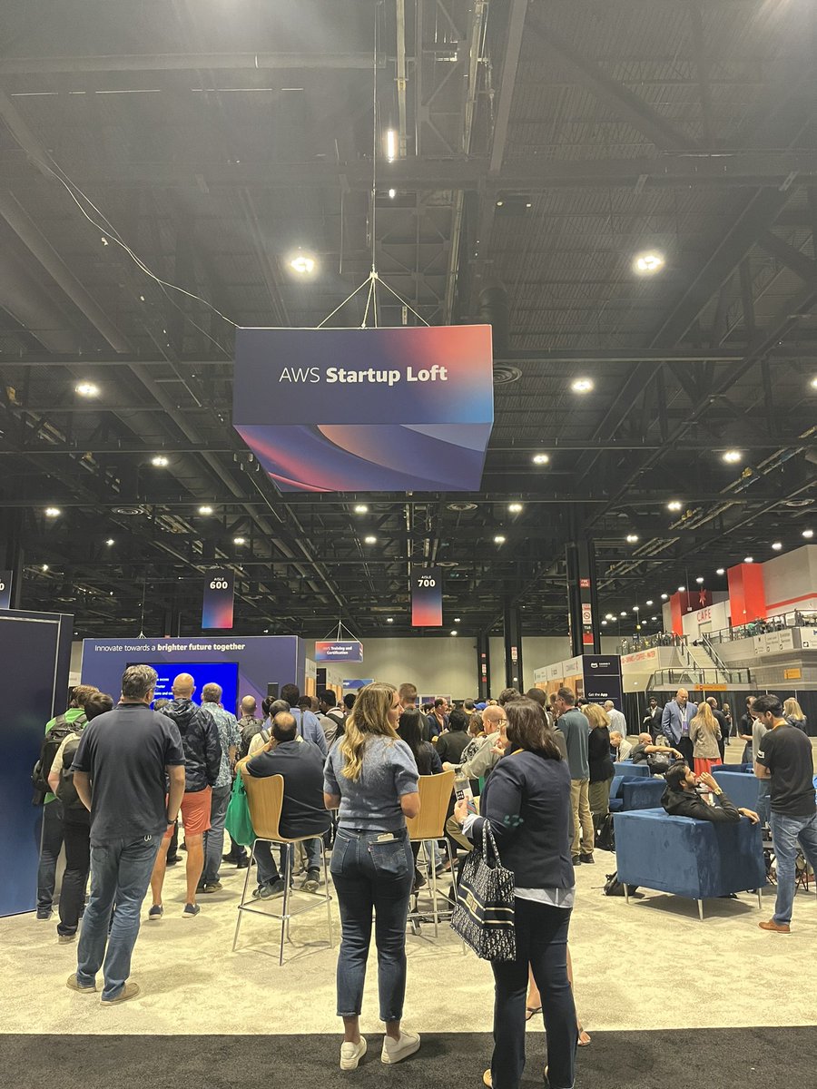 mlockhart's tweet photo. Awesome day at #AWSSummit Chicago! Great to connect and share  news and learnings on @awscloud with folks on-site. Thanks to all who came out! https://t.co/ILrpr8FAft