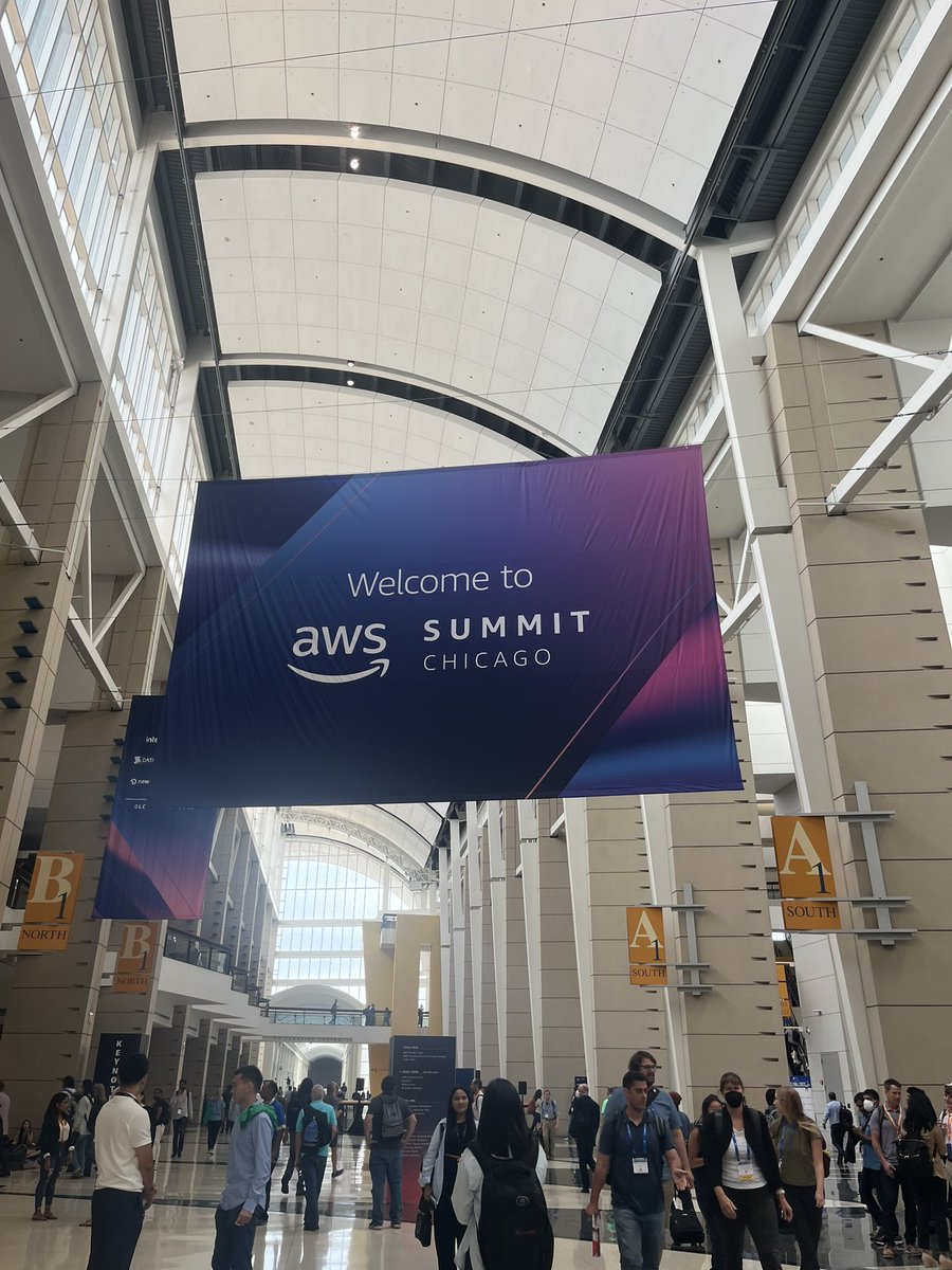 mlockhart's tweet photo. Awesome day at #AWSSummit Chicago! Great to connect and share  news and learnings on @awscloud with folks on-site. Thanks to all who came out! https://t.co/ILrpr8FAft