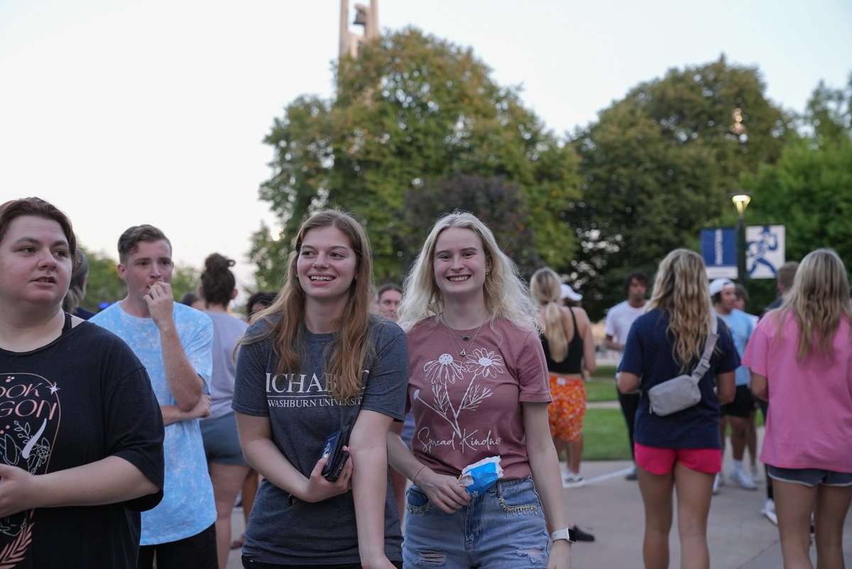 morgannelander's tweet photo. don't ask me for a welcome week caption I'm all out https://t.co/OScXZl04sr