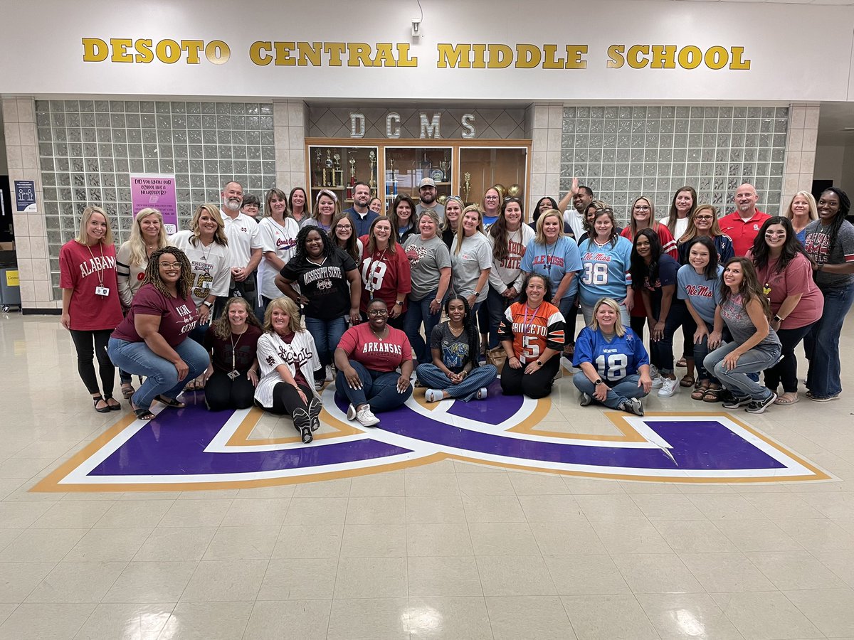 TweetDCS_DCMS's tweet photo. College Game Day at DCMS! I’m not sure who is more excited about this day each year… us or the students! Happy Friday Jaguars! #ItsAGreatDayToBeAJag #TeamDCS https://t.co/oWCBXPkbC8