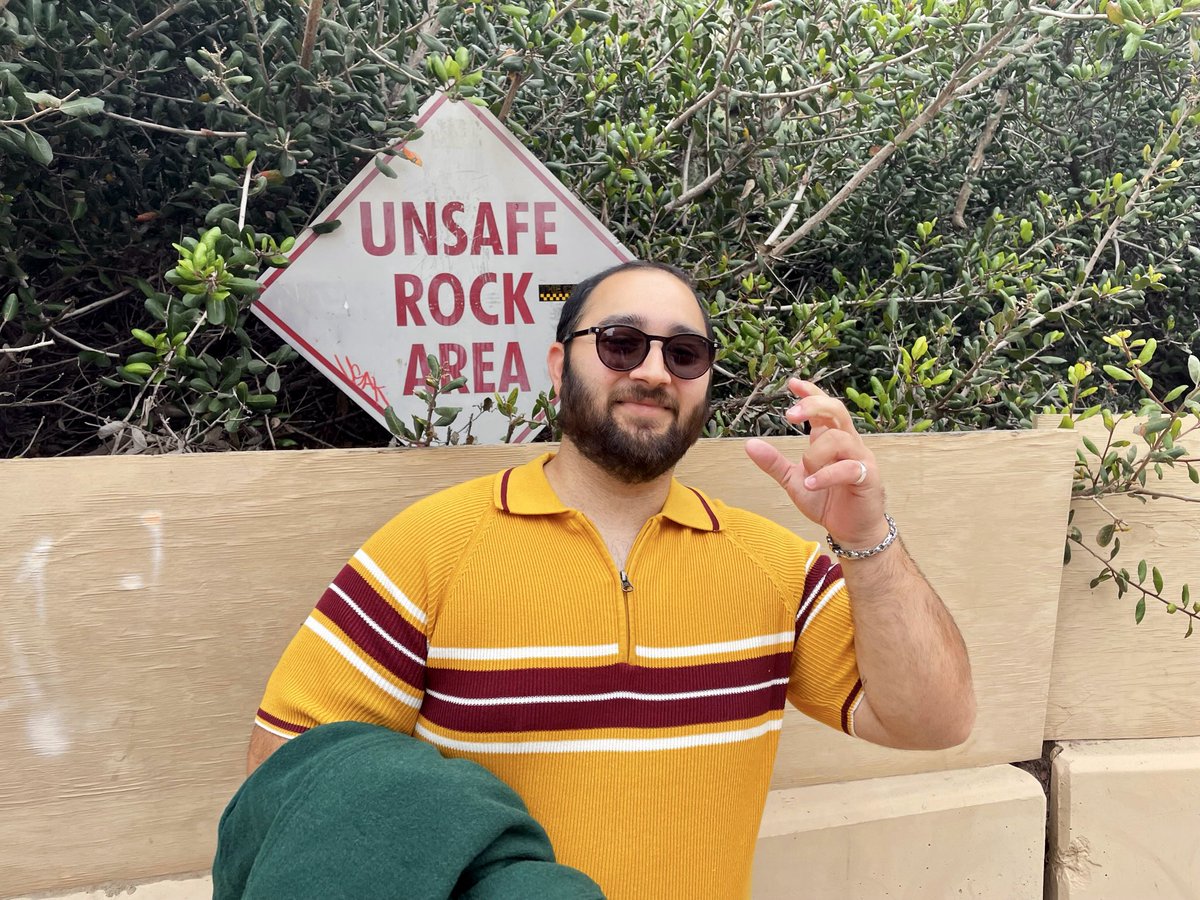 CosmicAlliance's tweet photo. We wanted to take a moment to thank you for all the love and support you’ve given the Emerald Isle music video we dropped 2 weeks ago

Oh, and to let you know there’s a Behind the Scenes vlog coming out on Monday 👀

Peace and Love,
The Cosmic Alliance ✌🏼🤟🏻 https://t.co/bwd8F6vqhD