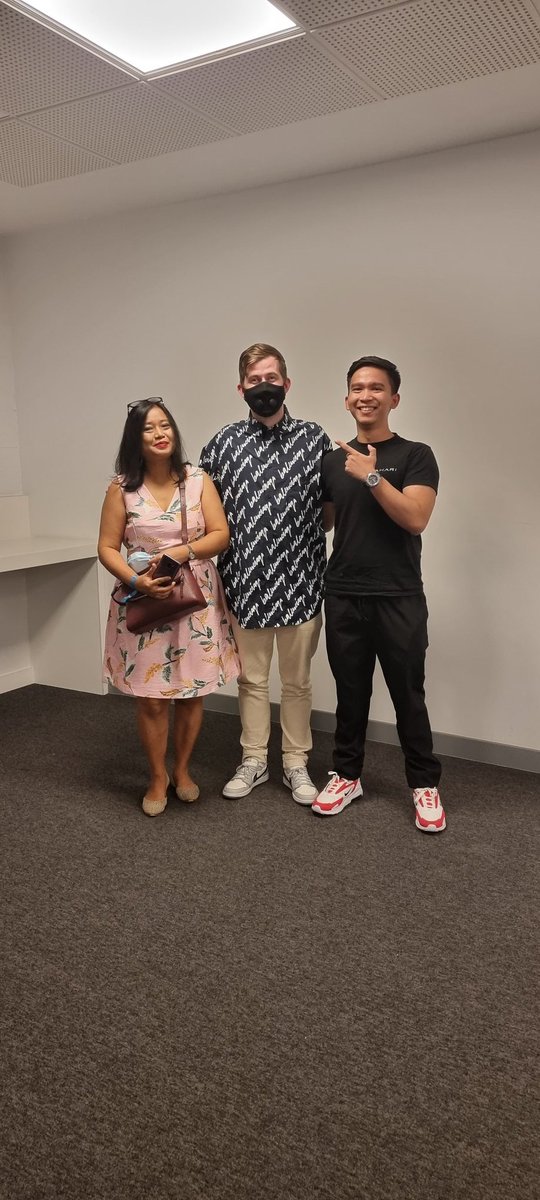 princess290372's tweet photo. Alan Walker, Min &amp; me at Coca-Cola Arena, Dubai, UAE. https://t.co/zW9OldExu1