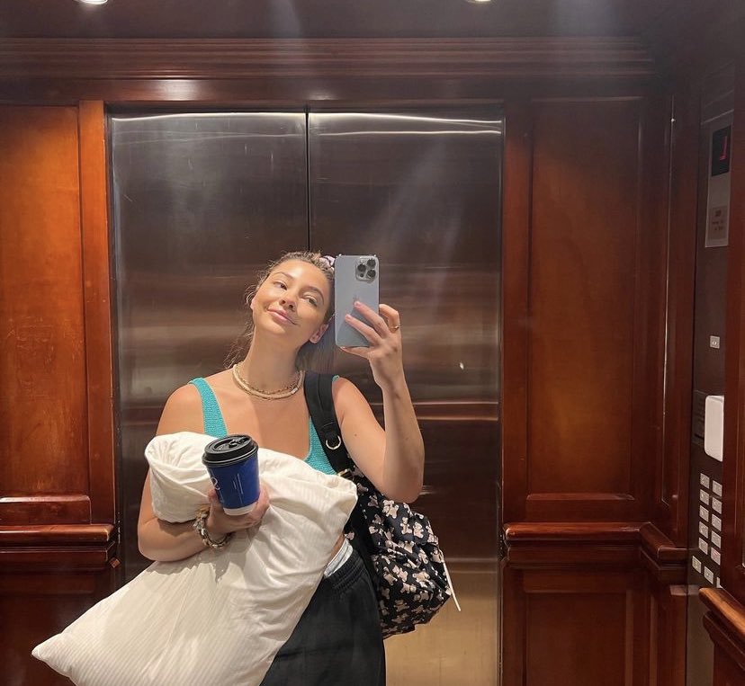 Madelyn Cline Access (Fã-Clube) tweet media
