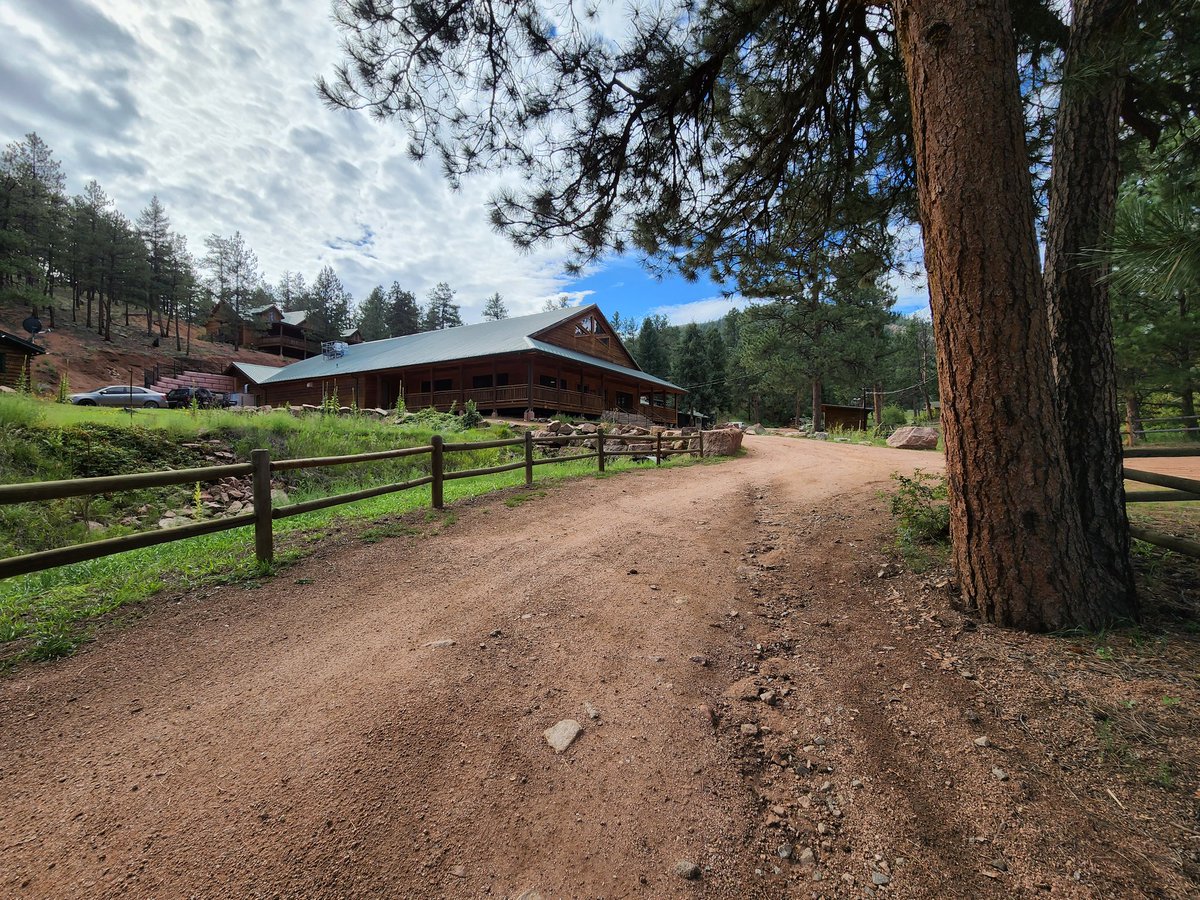 PositiveCoach's tweet photo. On my adventure today I stopped by YMCA Camp Shady Brock, Colorado on a impromptu visit to see about their camp programs and beginning my White Rag after years of thought!

Enjoy every road and it's beauty it beholds on the journey! If you have a thought or idea get to it! https://t.co/JFpMOh3b9E