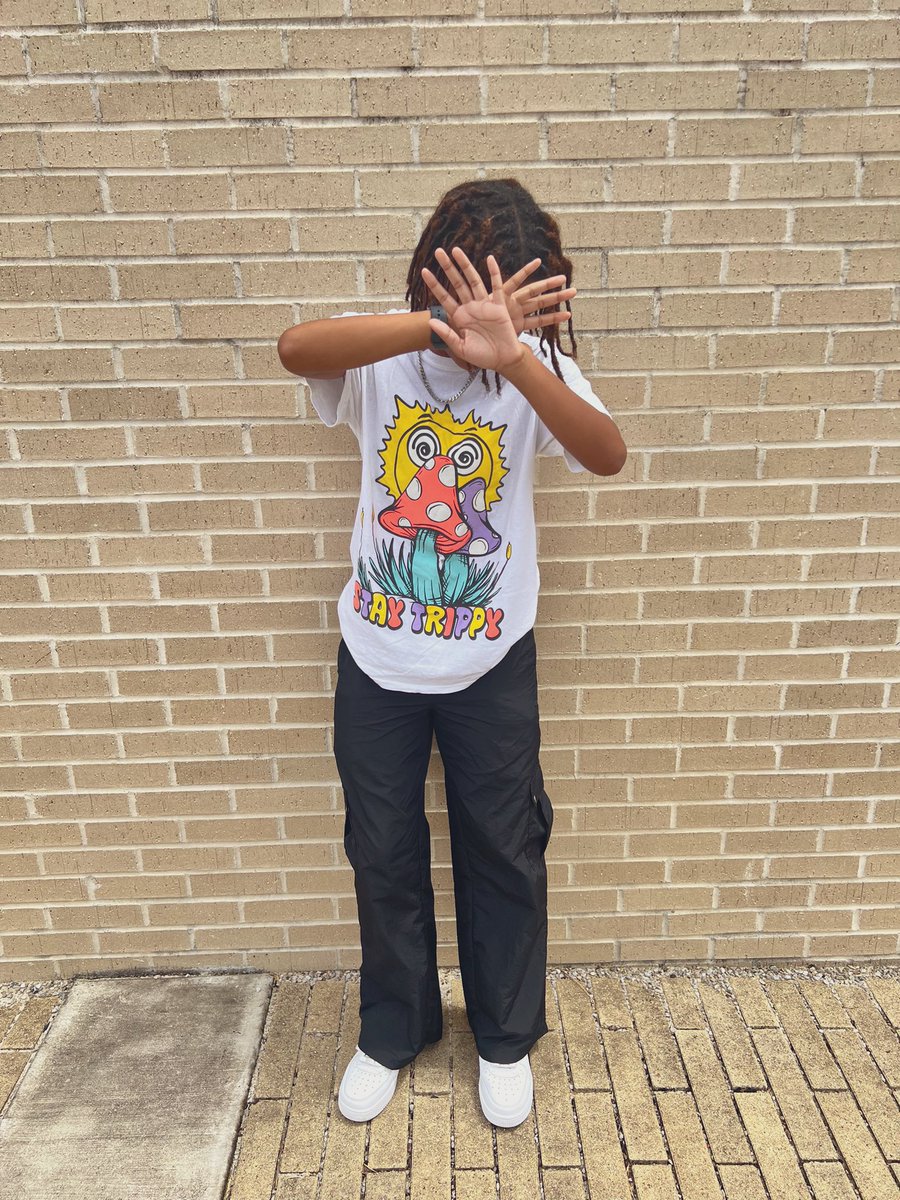 angiecarterrr's tweet photo. year 4 of 4 📚 https://t.co/aLuo528arm