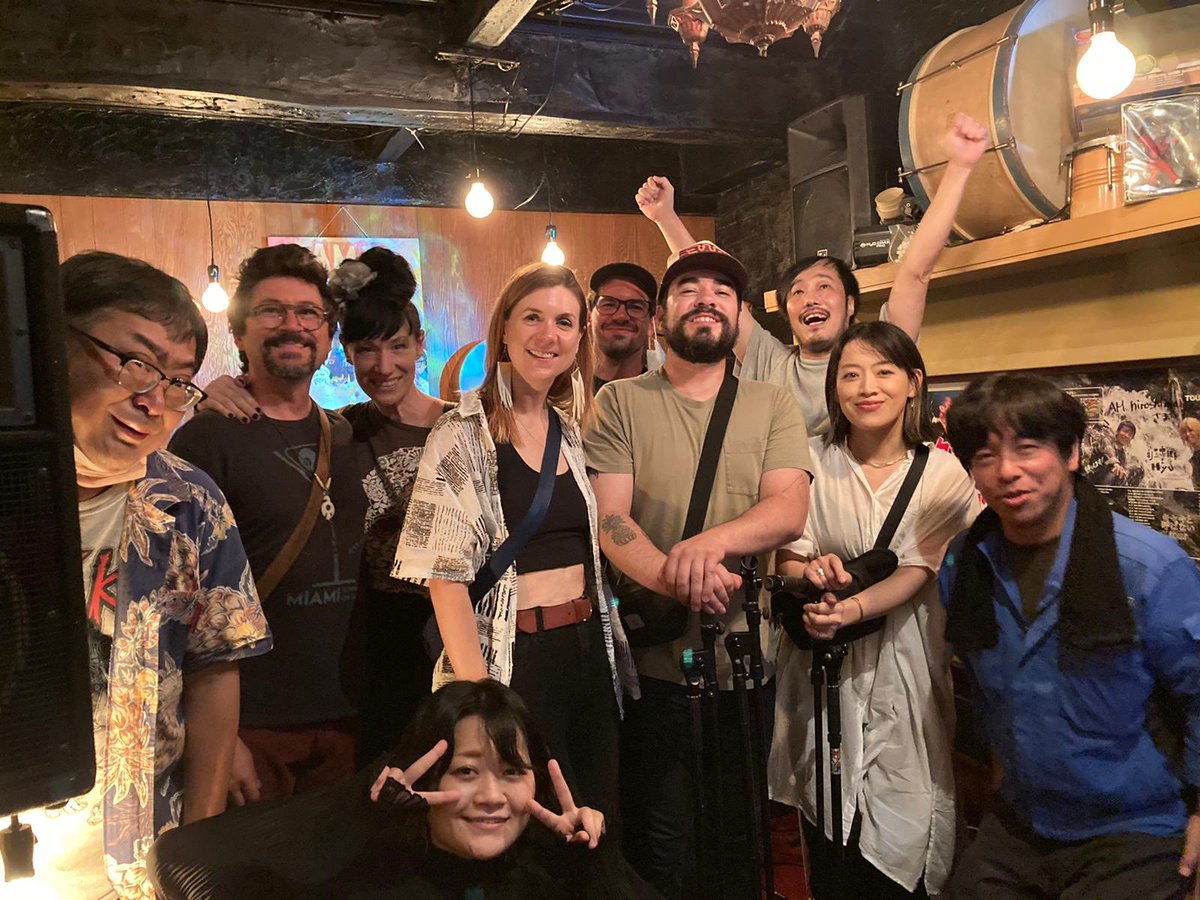 moorworks's tweet photo. 広島公演、無事に終了しましたー！　#electricreligious #kingoffoxes  今日はツアー史上初となる吉和です https://t.co/Tr8y5BOR6Z
