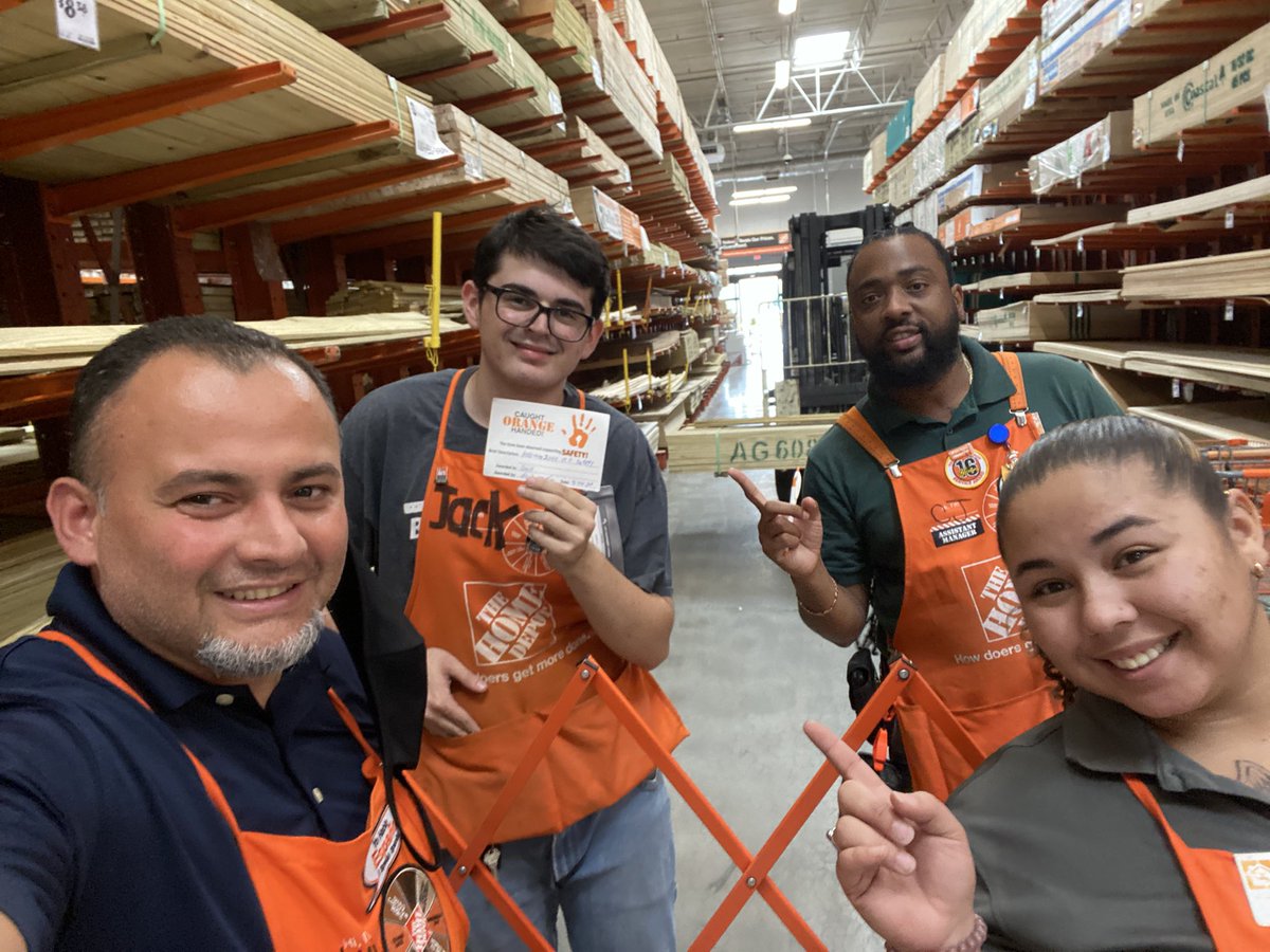 luisjoelm's tweet image. Safety bravo recognition for Trebon, Jack D (US) and victor, they did a great job following the zone of safety.