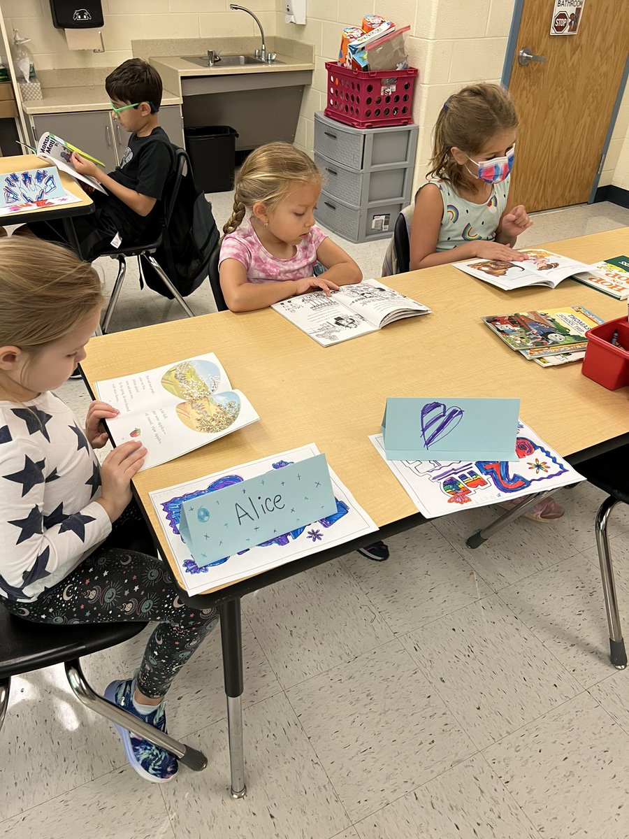MsErath_LAES's tweet photo. Had a great first week with my 2nd graders! We listened for syllables in our names, worked on independent reading, wrote our hopes and dreams for this year and more! https://t.co/WoHFDH6Yb5