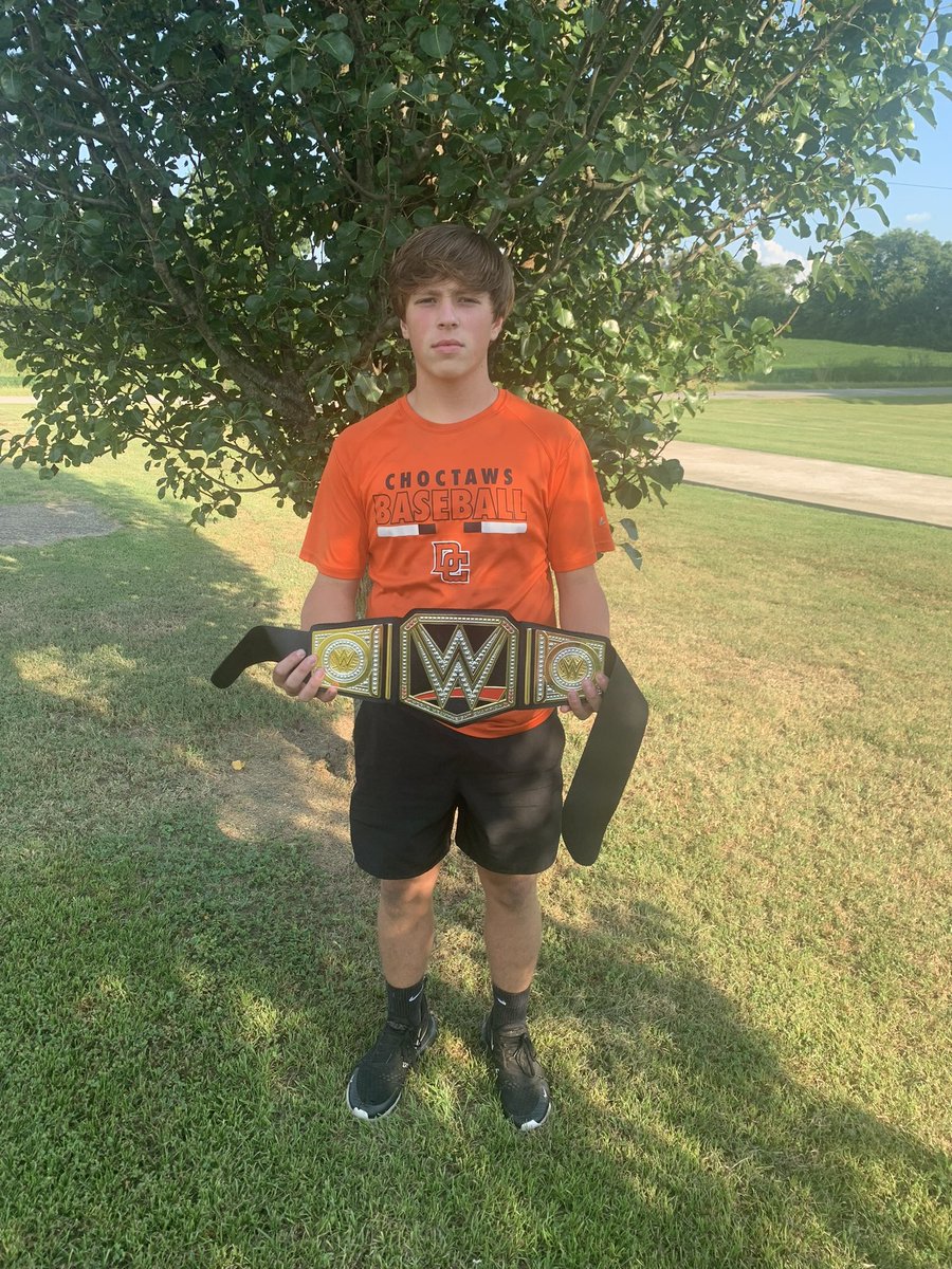 #warrioroftheweek goes to Sophmore, Ethan Scroggins! This kid is Tough as nails!! 
#roadtotheboro #DCboys