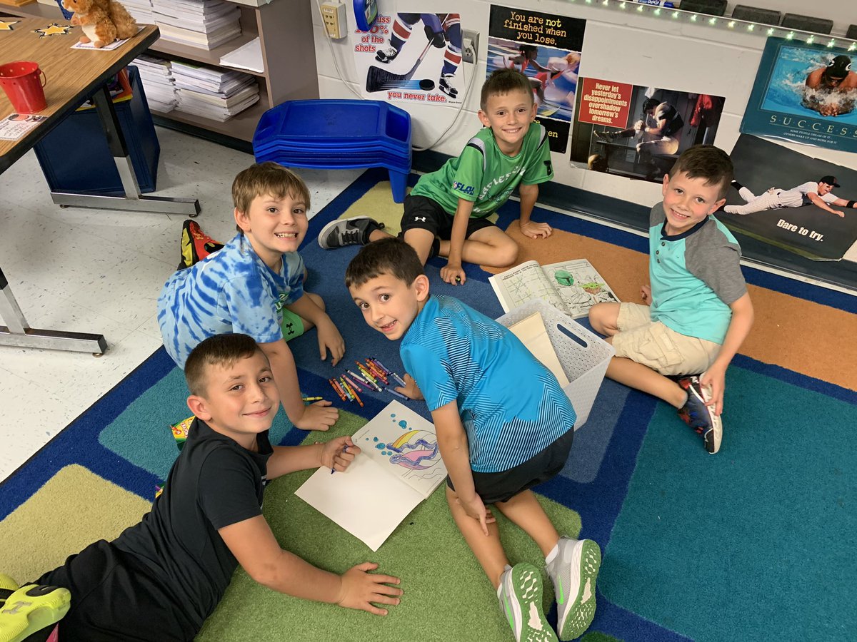 MsKerlek's tweet photo. What a great ending to the week! Our 1st grade buddy class came over with their STEAM buckets! We had a great time getting to know them 🐬 Another great opportunity to build leaders! @LaurelOakElem @MsMacri3 @collierschools https://t.co/mrbyQCRO3y