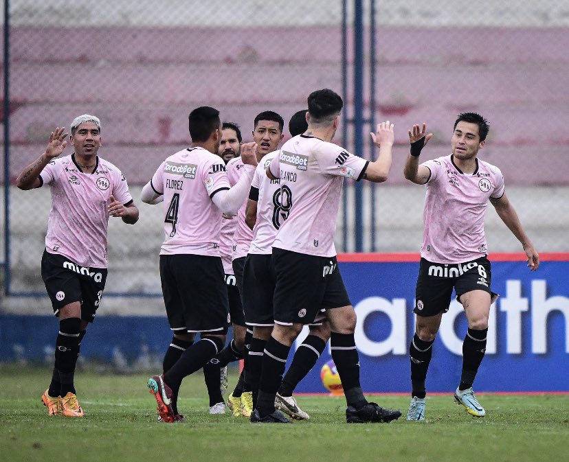 PitazoFinal2023's tweet photo. Con doblete de @Rodrigocuba30 Sport Boys venció 2-1 a ADT.
➡️Sport Boys asciende a la octava posición de la Fase 2 al sumar 13 puntos.
➡️Mientras que en el acumulado se ubica en la décimo segunda ubicación sumando 28 puntos. https://t.co/0vOWy7Ac5M