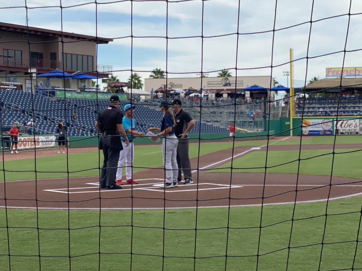 ReynoldsWrap015's tweet photo. Rachel Balkovec sighting #GoTarpons? https://t.co/5hExrcW80i