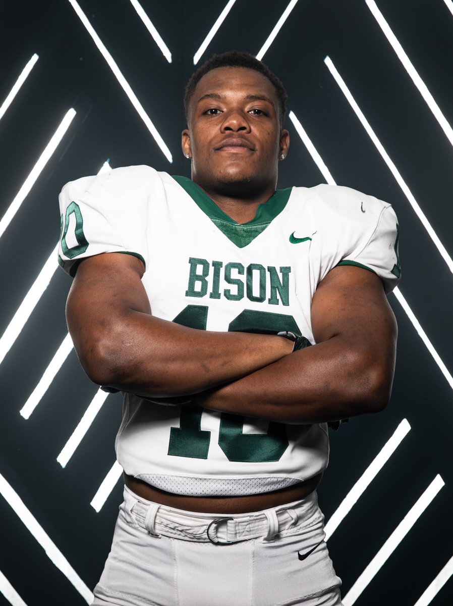 OBU_Football's tweet photo. Your 2022 Team Captains

Zach Frazier @ZachFrazier5 
Nick Boone @nickboone26 
Keilahn Harris @Keilahn1 
Trajan Lands @trajan_lands 

#OnToVictory https://t.co/D51UWUagHa