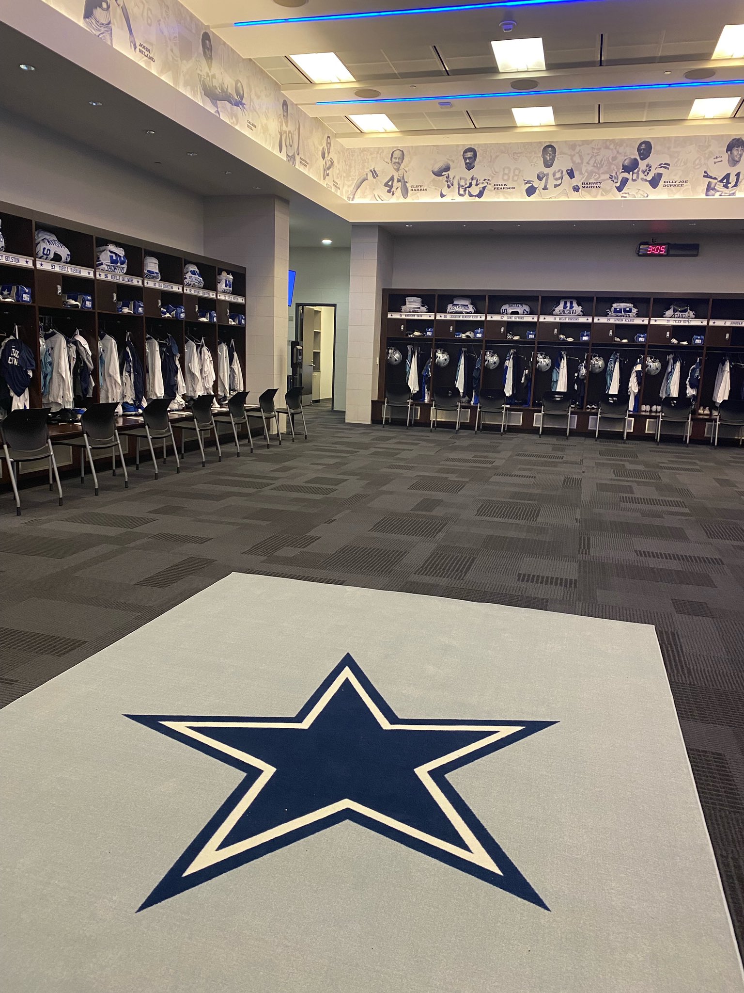 Dallas Cowboys new locker room on to right｜TikTok Search