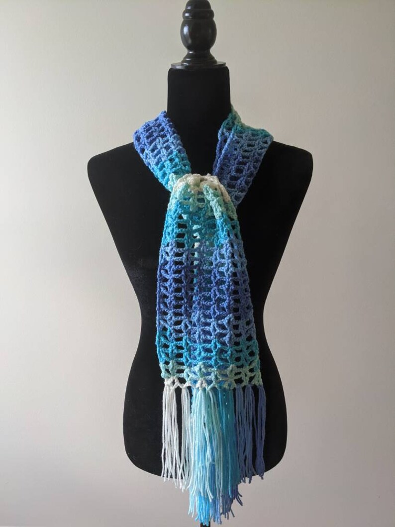 _Mikrathene_'s tweet photo. We have relisted a few of our scarves! It's going to be getting cold soon! Come check them out!
You can get this one here!
https://t.co/BiysoEo45x
#Indoors #Fashion #Dress #FormalWear #FashionAccessory #Mannequin #HumanRepresentation #StudioShot https://t.co/kAKb2zAsHu