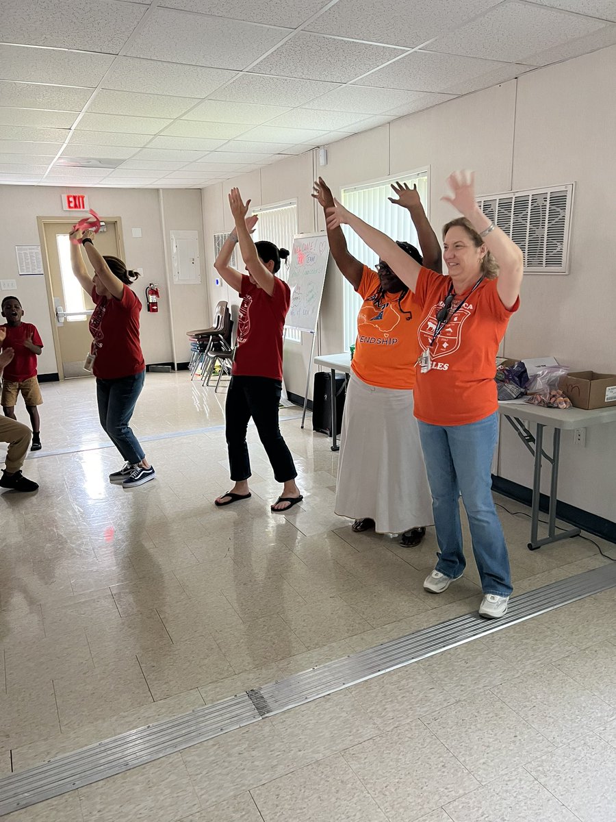Not sure who had more fun today at our first house assemblies…teachers or students ? All houses are set and ready to work as a team to earn some points ! <a href="/MESeagles/">Melaleuca Elementary</a> <a href="/DeborahMaupin/">Dr. Maupin</a>