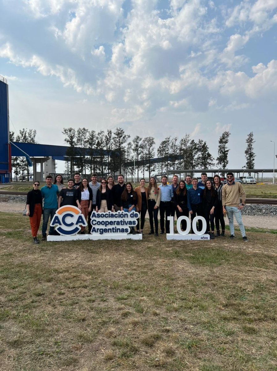 Inauguración de Puerto Timbues de <a href="/ACAcoop/">ACA</a> ⛴️🌽🌾
Uno de los puertos más modernos de sudamérica 💯 

Autoridades, personal de <a href="/ACAcoop/">ACA</a>, consejeros, mujeres y jóvenes juntos en un mismo lugar🤝

"El Cooperativismo une, no separa" 🤩