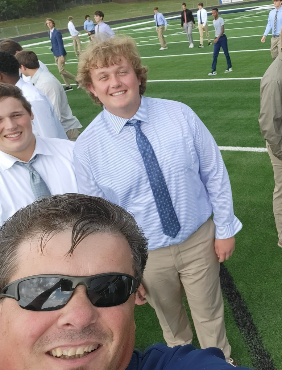 wcsIHScg's tweet photo. #firstonturf @wcsIHSfootball walk the new turf The players and staff are excited to usher in the new era of Indy turf field Kick-off tonight @ 7:00pm vs @TrezevantHigh Let's go Eagles ๐ฆ
๐๐ช๐ฏ @wcsIHSmw @Dash2Sports https://t.co/BcZewoqZe2