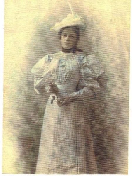 AGMforSenate's tweet photo. In commemoration of Women's Equality Day in America, I wanted to share a story about my great-grandmother Gertrude Candler Gage who was a female playwright and suffragist. (Thread) https://t.co/BONFffPMZK