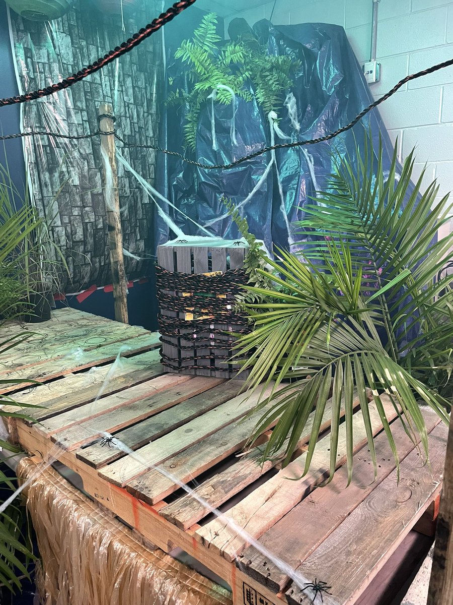 btaylor0675's tweet photo. jumanji safety celebration was a success! https://t.co/7pZkEYafMb