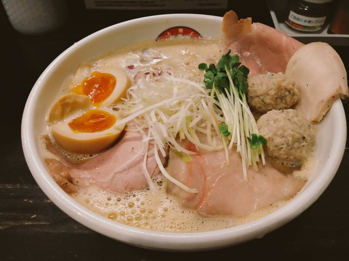 中崎町のきくはんのラーメンホンマ旨いわぁ…🍜 