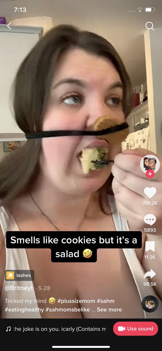 nakobmi's tweet photo. new  life  hack  🤔🤔 https://t.co/N7Z8LryPrR