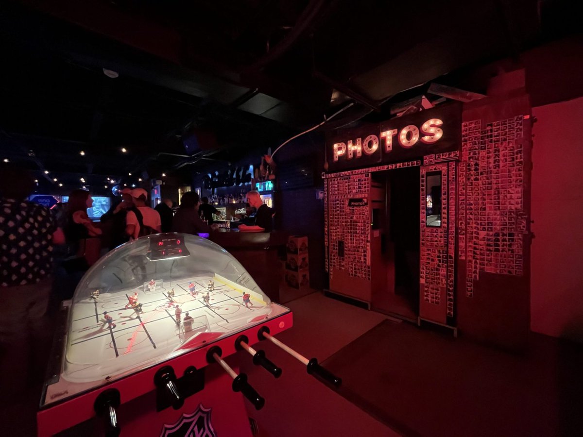 Photobooth.net tweet media