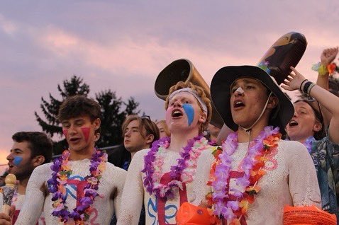 WyomingAreaSC's tweet photo. WEEK 1: LUAU🌺🌊
FIRST FRIDAY NIGHT LIGHTS💚💛 https://t.co/a1fYyY0kf5