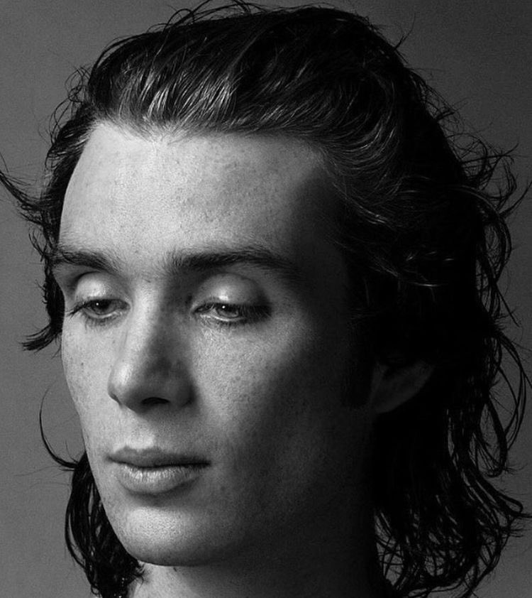 hourly cillian tweet media
