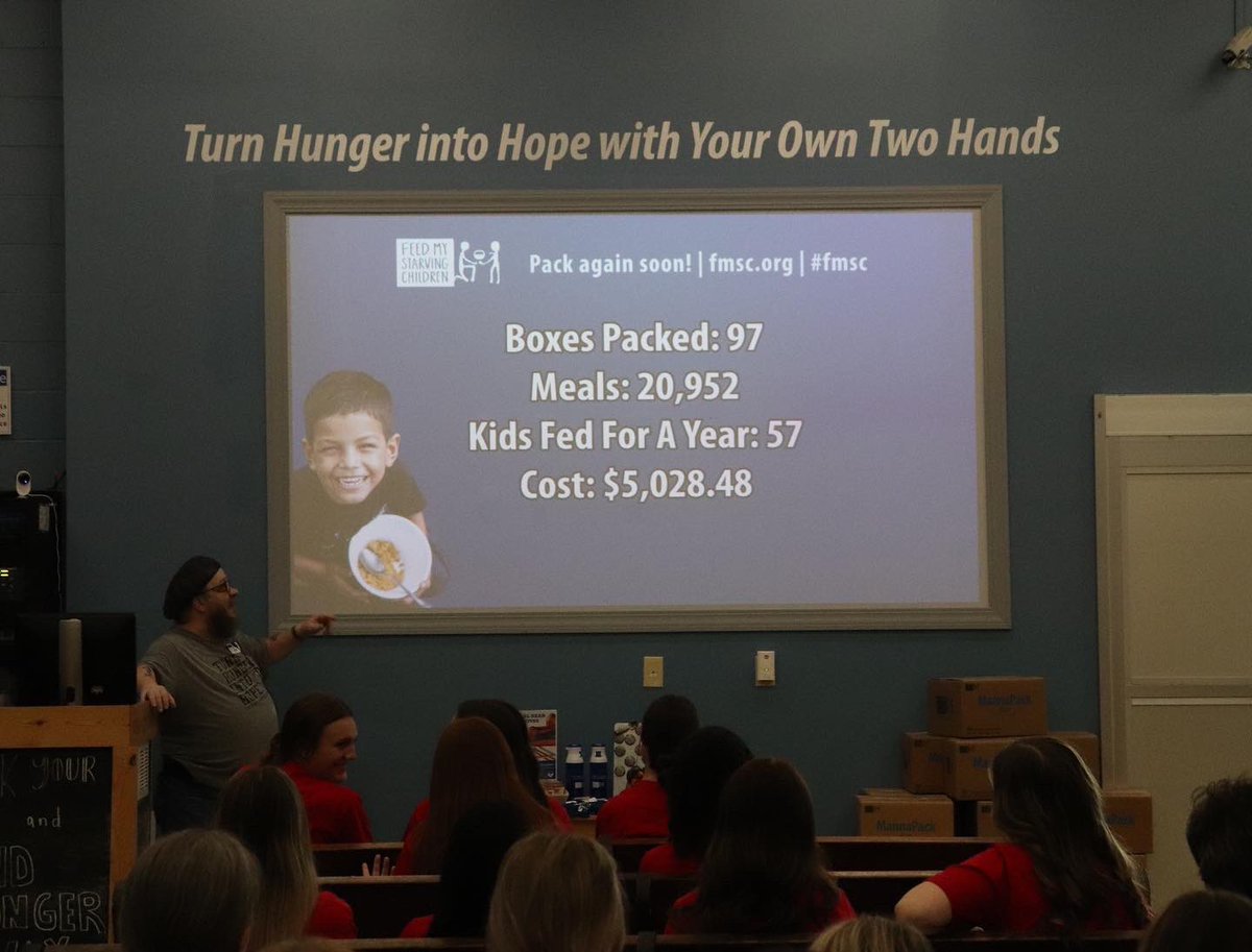 SLPVolleyball's tweet image. A great time serving next to each other as a program tonight at Feed My Starving Children!! #SLPvb 💙🏐♥️