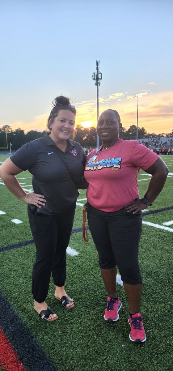lcorprew13's tweet photo. It was a beautiful evening to kickoff football season. Thank you to everyone that made the game stress free. Good luck to my @BHSMarlins this season. #plantingseeds #canyoudigit #reflectionsbylc https://t.co/eEo1Le6JZl