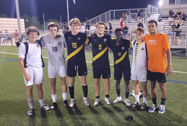 A lot of talent right here!  Kansas Rush EA 05 boys representing their schools tonight at the Shawnee Mission complex-SME v SMW and SMS v SMNW. Nice job! ⚽️💪🏻
