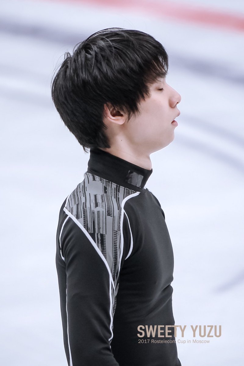 sweety_yuzu's tweet photo. #羽生結弦 
#羽生结弦 
#YuzuruHanyu𓃵 
#HANYUYUZURU𓃵 
#Rostelecomcup2017 https://t.co/UvKg4lhYs0